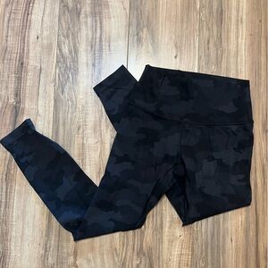 Lululemon Athletica Black Camouflage Leggings